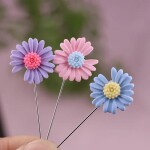 Daisy Flower Pearl Hijab Pin