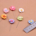 Daisy Flower Pearl Hijab Pin