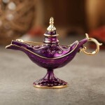 Funmor Aladdin Magic Lamp Brooch